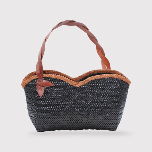 Léafa - Hewoven Leather Shoulder Bag | Marrone & Nero featuring braided leather hele e woven nero body con marrone trim edges.
