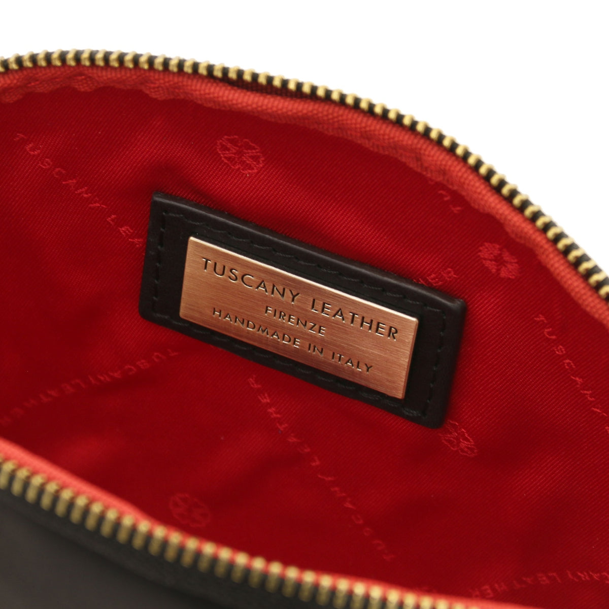 Vera - Vegetable-tanned leather toiletry case