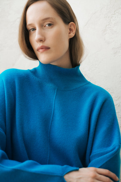 Maxi maglione dolcevita tinta unita in misto lana e cashmere