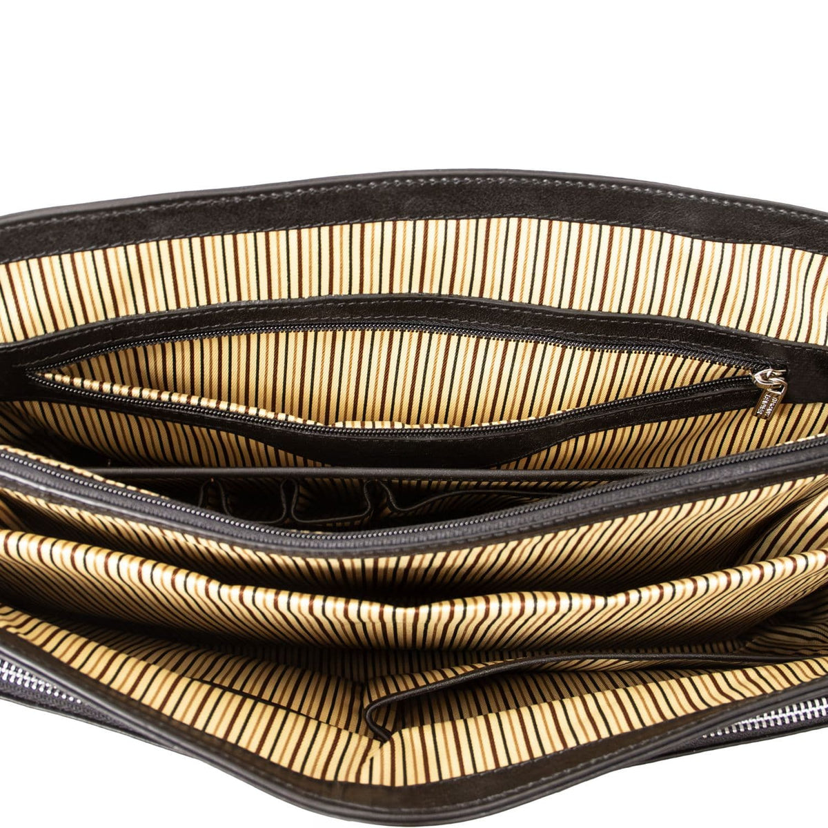 Interior of Alessandria piel mate laptop briefcase with beige striped lining and multiple pockets