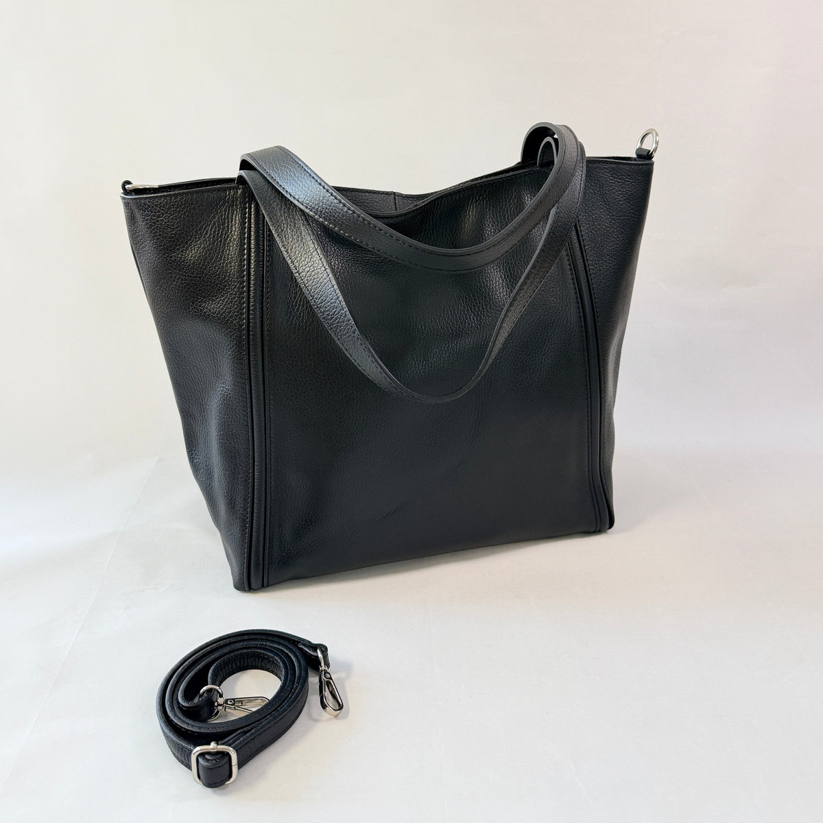 Siena – Borsa tote grande in pelle italiana martellata