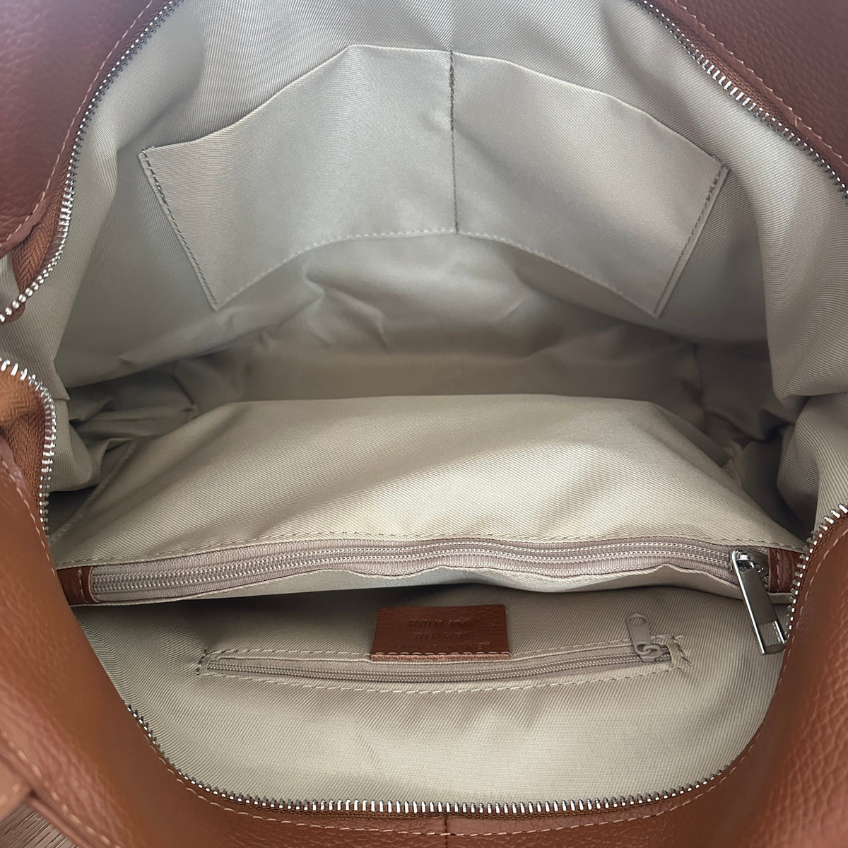 Siena – Borsa tote grande in pelle italiana martellata