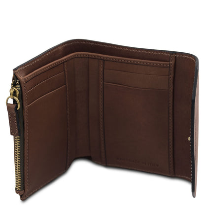 Casconhaqueho carteira em pele aberta para mostrar ranhuras para cartões and zipper pocket