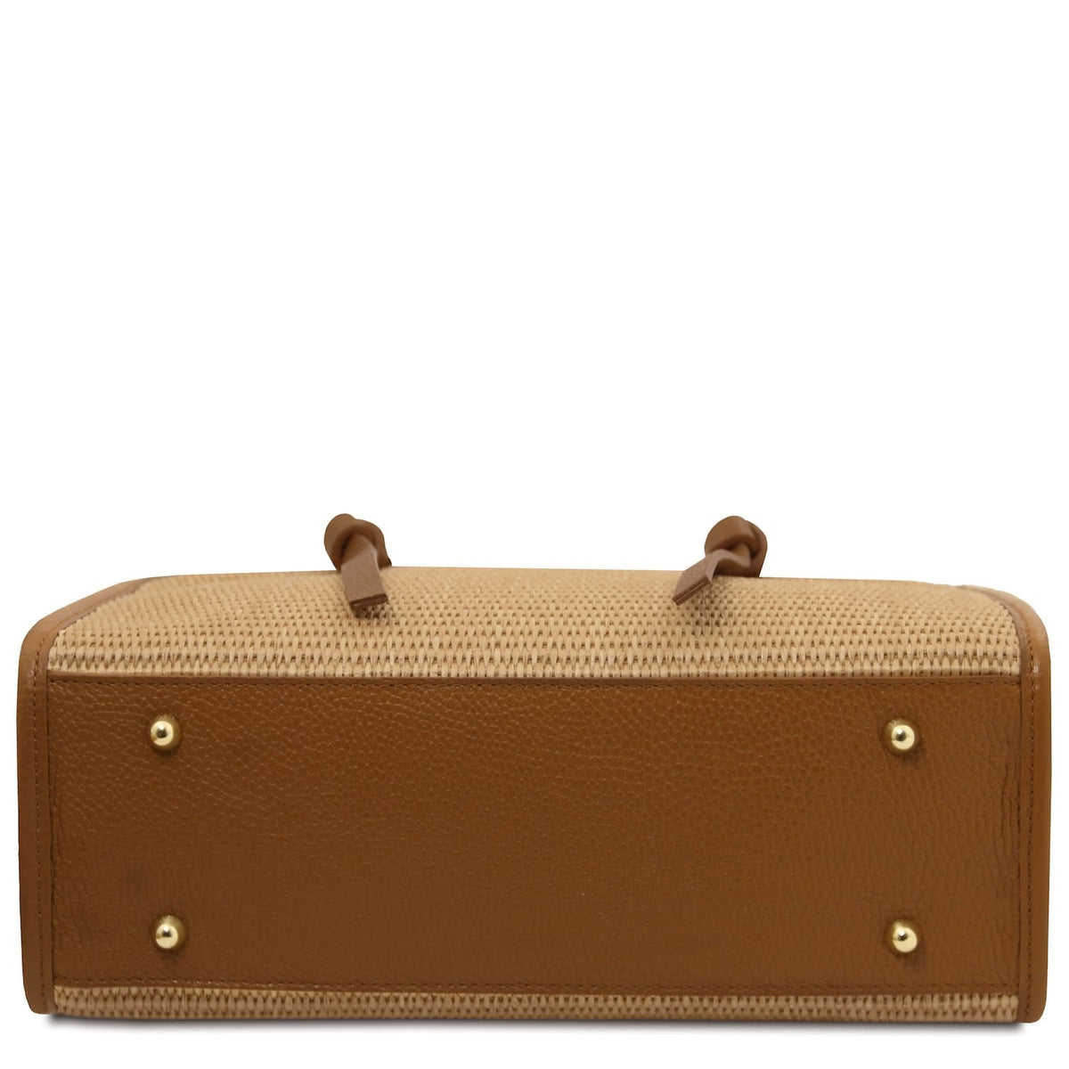 Unteransicht of straw effect bag with cognacfarben leather base and four goldfarbene Nieten