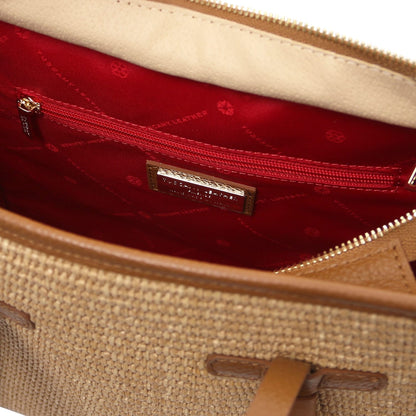 Innenansicht of the bag with red lining, Reissverschlusstasche and brand plaque