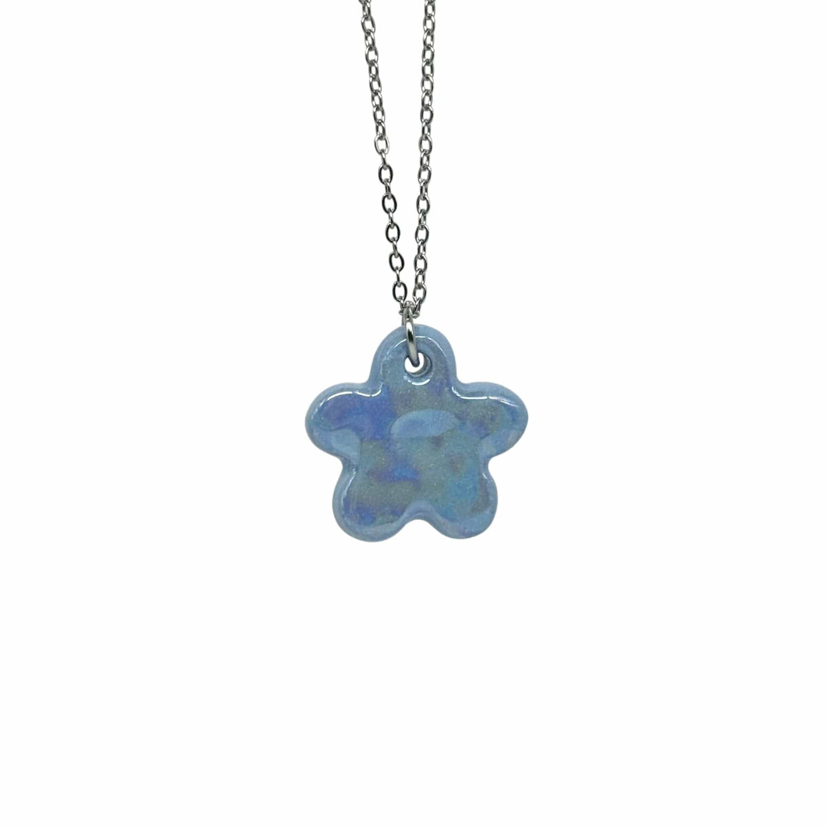 Pendente floreale Lillium in ceramica blu su catena argentata