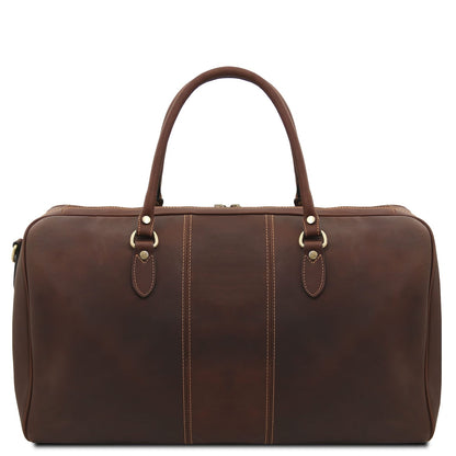 Vista frontal of Lisbona Travel Leather Duffle bag large size in brown leather with two handles and gold accents