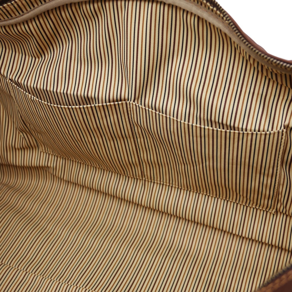 Vista interior highlighting a stitched pocket and striped lining.