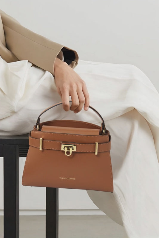Maisy - Leather top handle bag in smooth leather