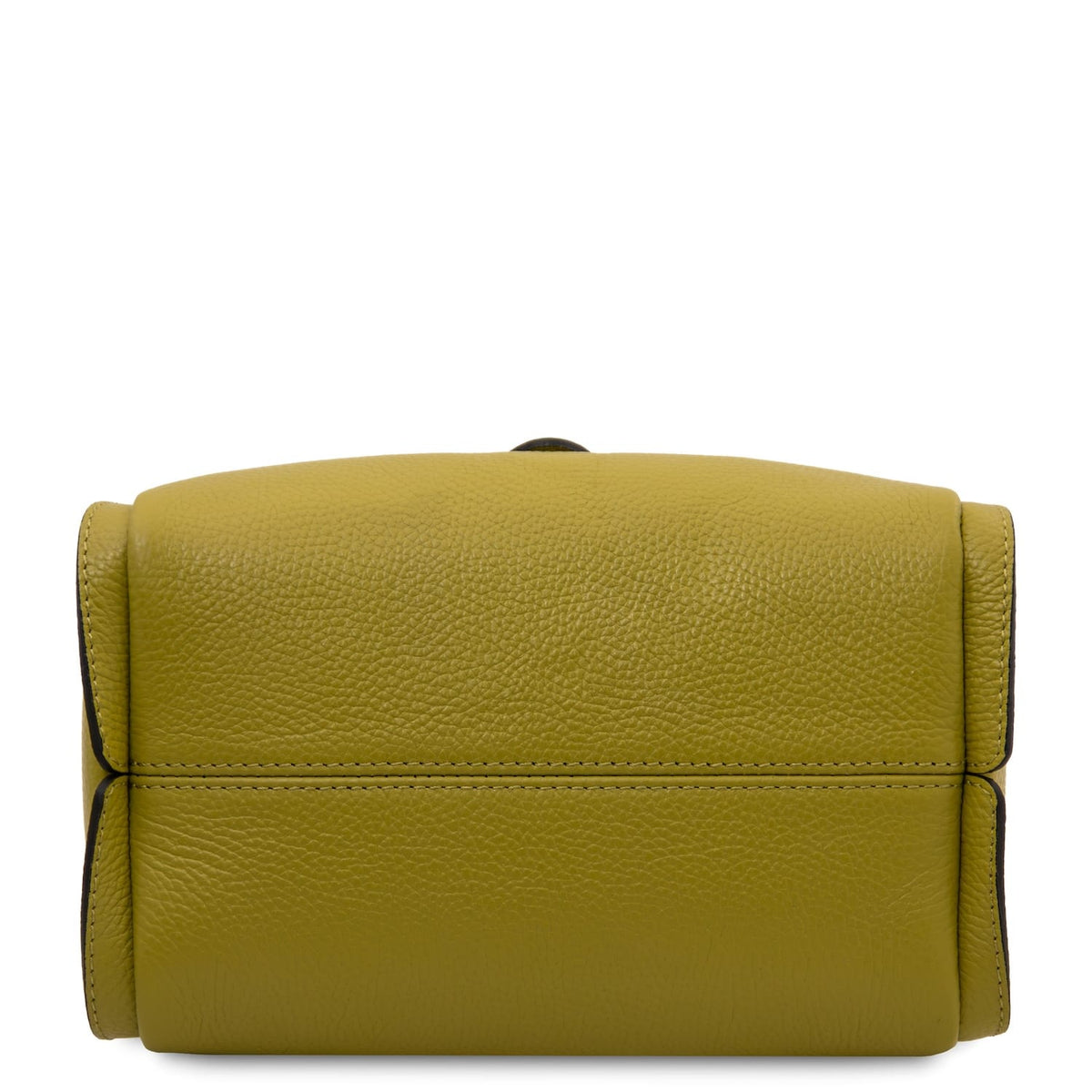 Vista dal basso of the verde oliva pelle martellata hebag con a stitched seam e clean edges.