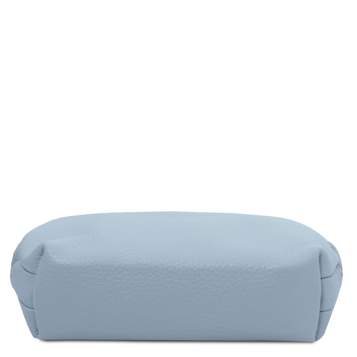 Soft azzurro leather toiletry case con a texture martellata e smooth, structurosso design.
