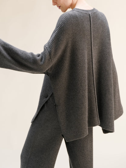 Malhas Camisola-capa oversized em mistura de lã e caxemira San Rocco Italia